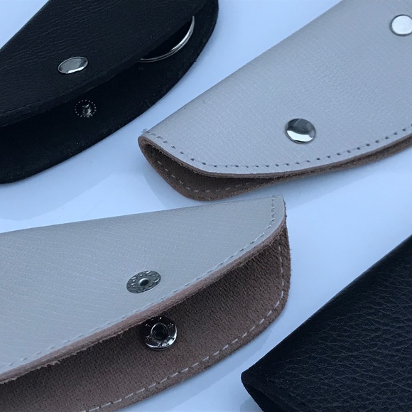 Lot of 4 Keychains Handmade Genuine Leather - Picture 4 of 7